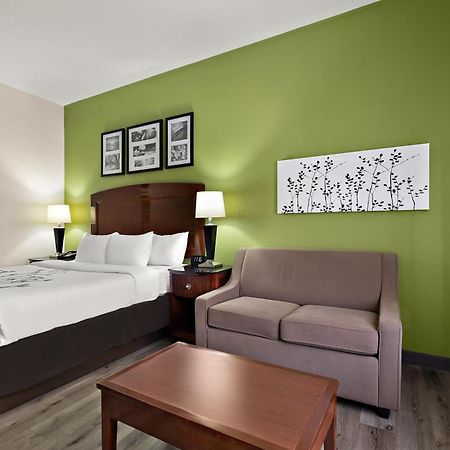 Sleep Inn & Suites Near Joint Base Andrews-Washington Area Morningside Екстериор снимка