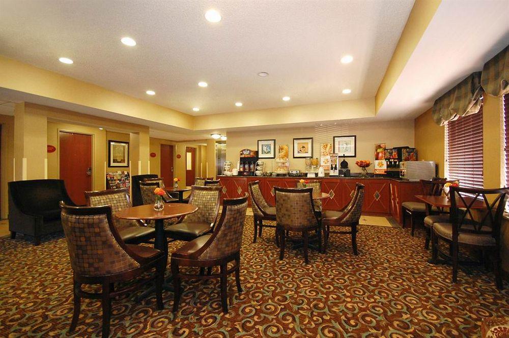 Sleep Inn & Suites Near Joint Base Andrews-Washington Area Morningside Ресторант снимка