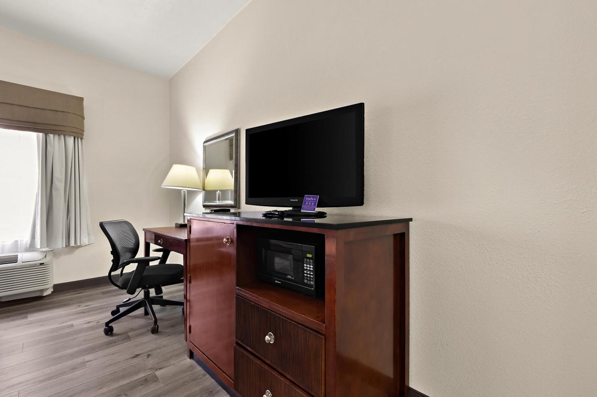 Sleep Inn & Suites Near Joint Base Andrews-Washington Area Morningside Екстериор снимка