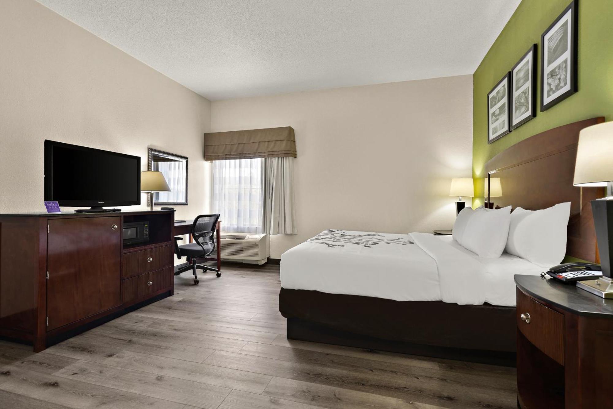 Sleep Inn & Suites Near Joint Base Andrews-Washington Area Morningside Екстериор снимка