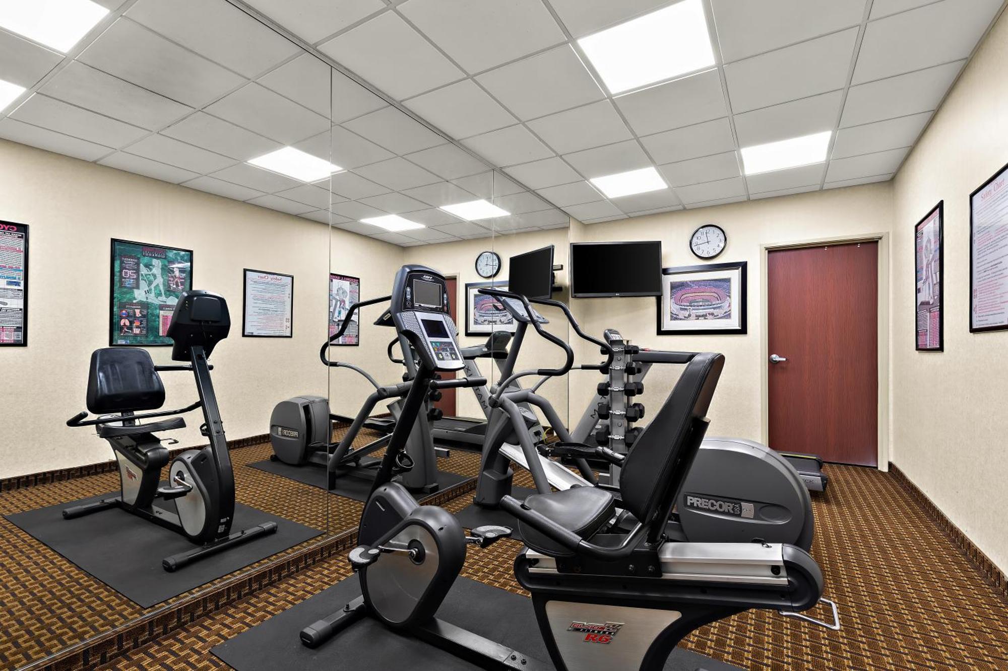 Sleep Inn & Suites Near Joint Base Andrews-Washington Area Morningside Екстериор снимка