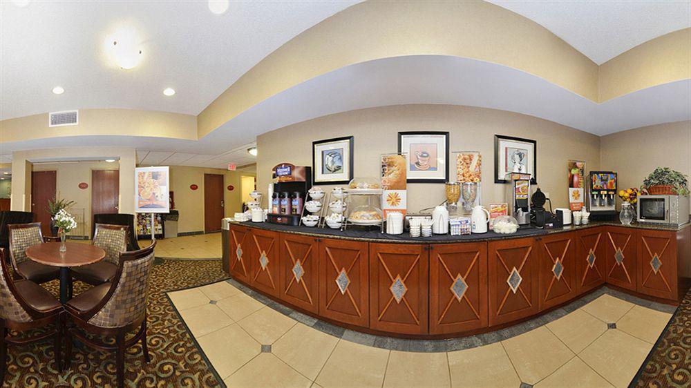 Sleep Inn & Suites Near Joint Base Andrews-Washington Area Morningside Екстериор снимка